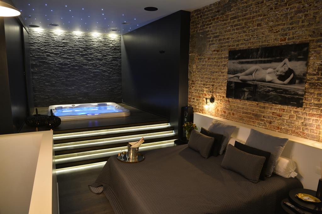 בריסל Chambre Avec Jacuzzi Sauna Privatif מראה חיצוני תמונה